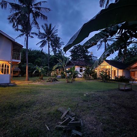 Kayu Cottage Gili Trawangan Eksteriør bilde