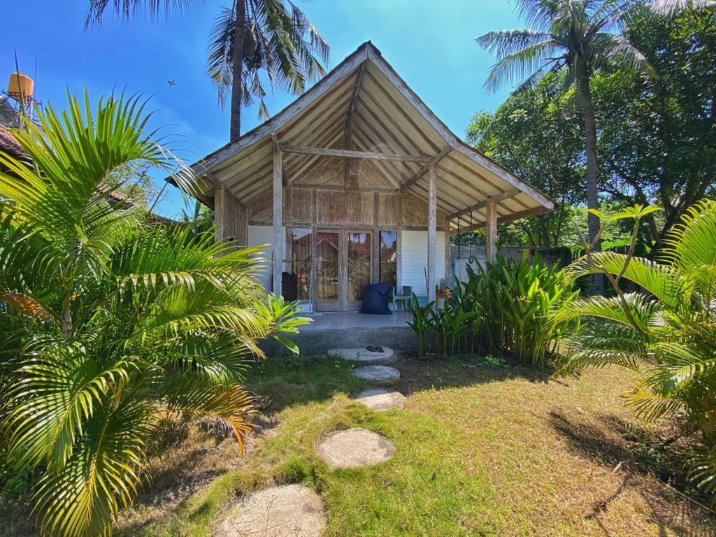 Kayu Cottage Gili Trawangan Eksteriør bilde