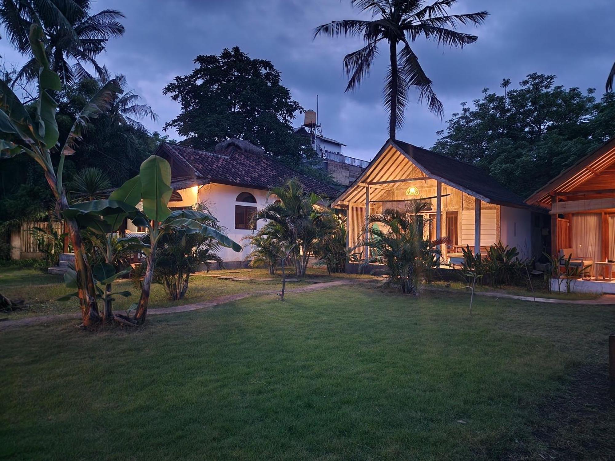 Kayu Cottage Gili Trawangan Eksteriør bilde